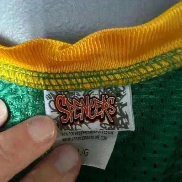 Spencer's St. Pats Drinking Team Shirt Unisex Large V Neck Green/Gold - Picture 3 of 4